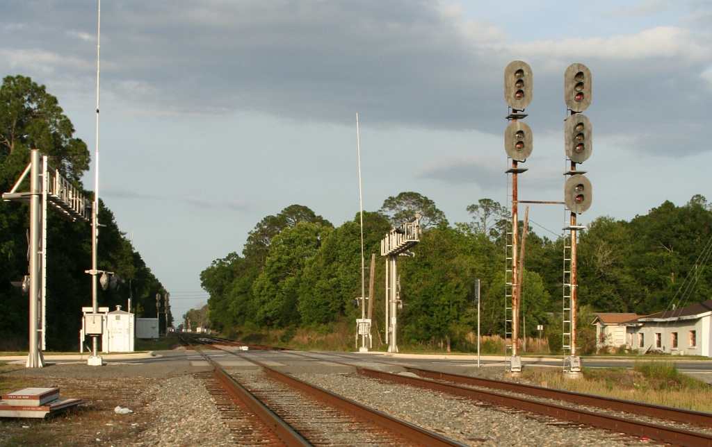 SAL signals still protecting the diamond